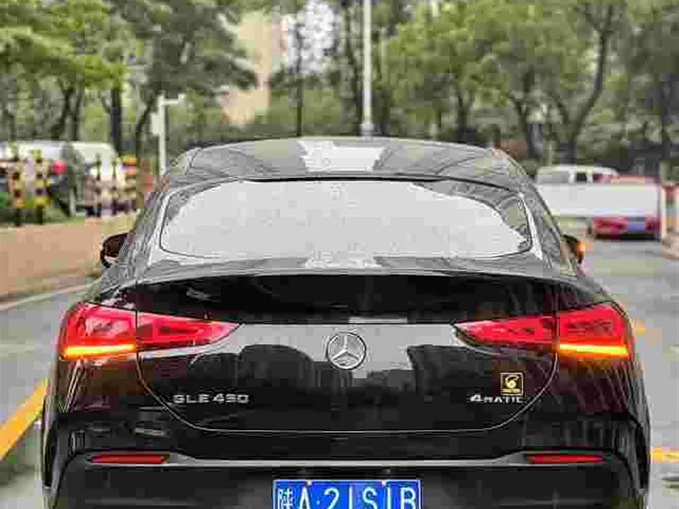Mercedes-Benz GLE Mercedes-Benz GLE