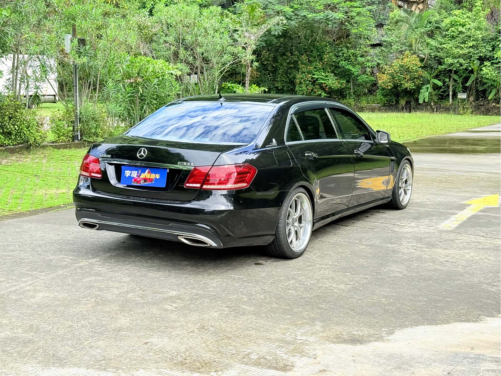 Mercedes-Benz E-Class, 2011 4