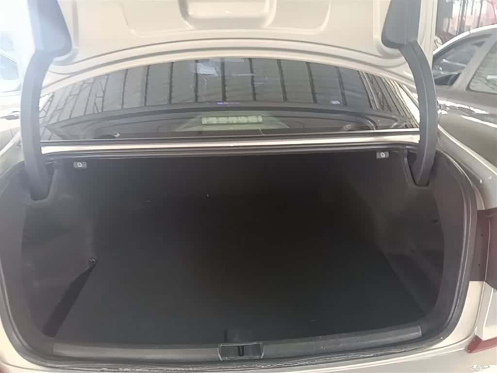 Volkswagen Passat, 2016 19