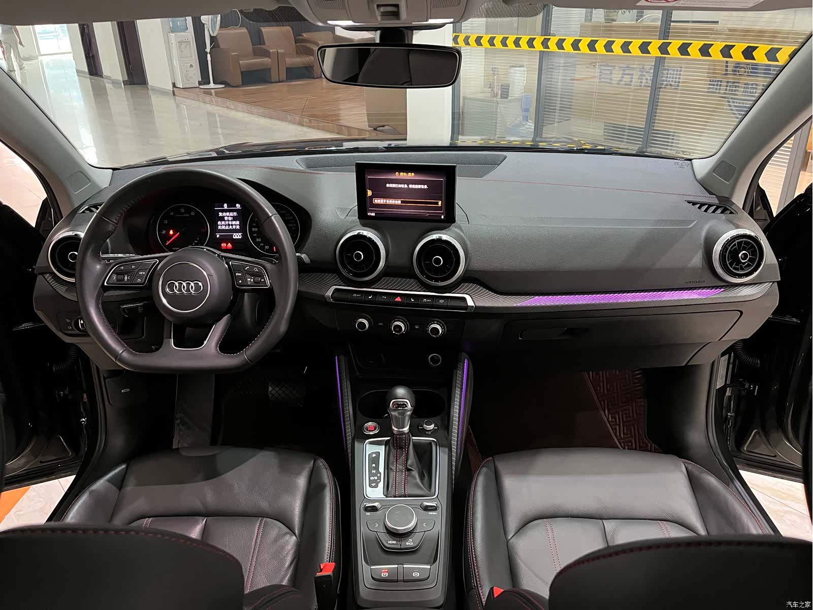 Audi Q2L, 2022 12