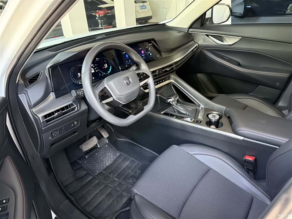 Changan CS35, 2024 10