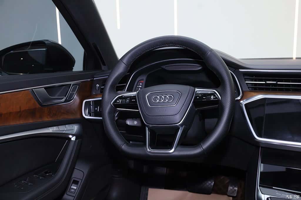 Audi A6L, 2022 13