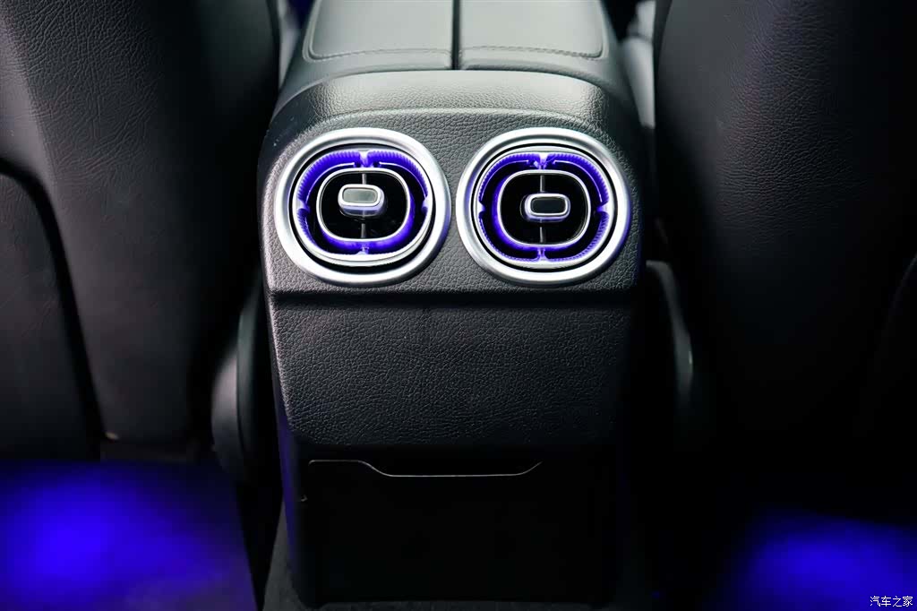 Mercedes-Benz C-Class, 2023 24