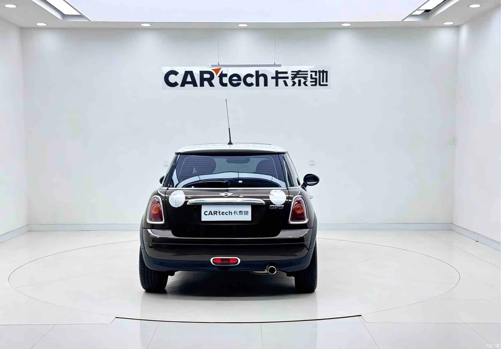Mini Cooper, 2010 3