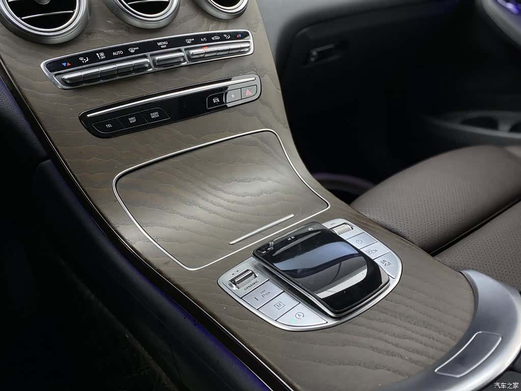 Mercedes-Benz GLC, 2022 10