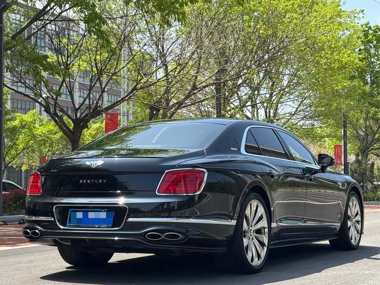 Bentley Flying Spur, 2021 15