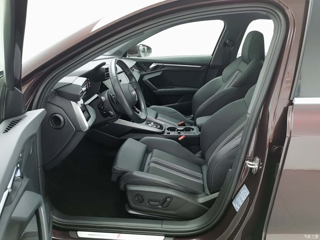 Audi A3, 2023 10