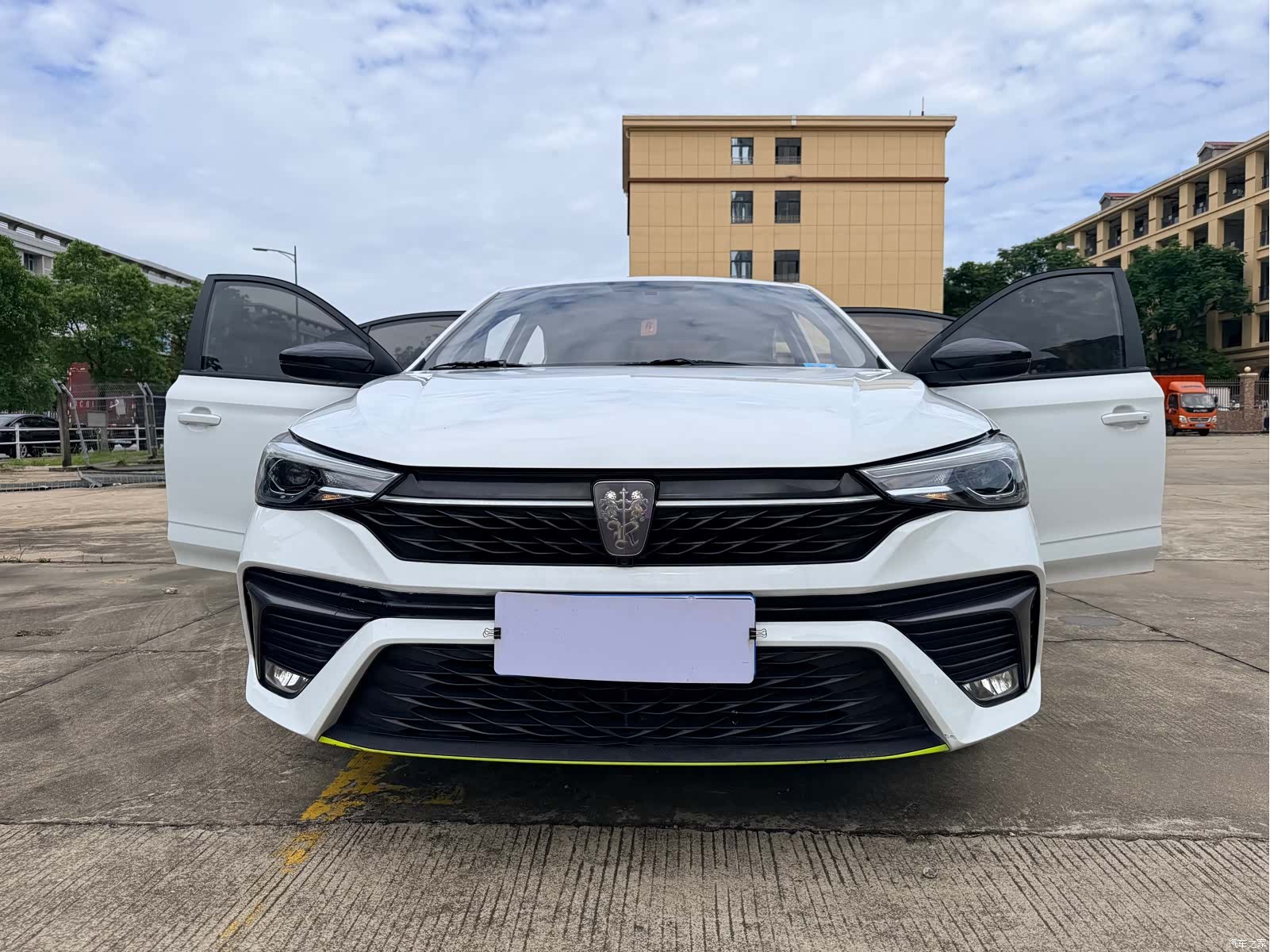 Roewe i5, 2023 21