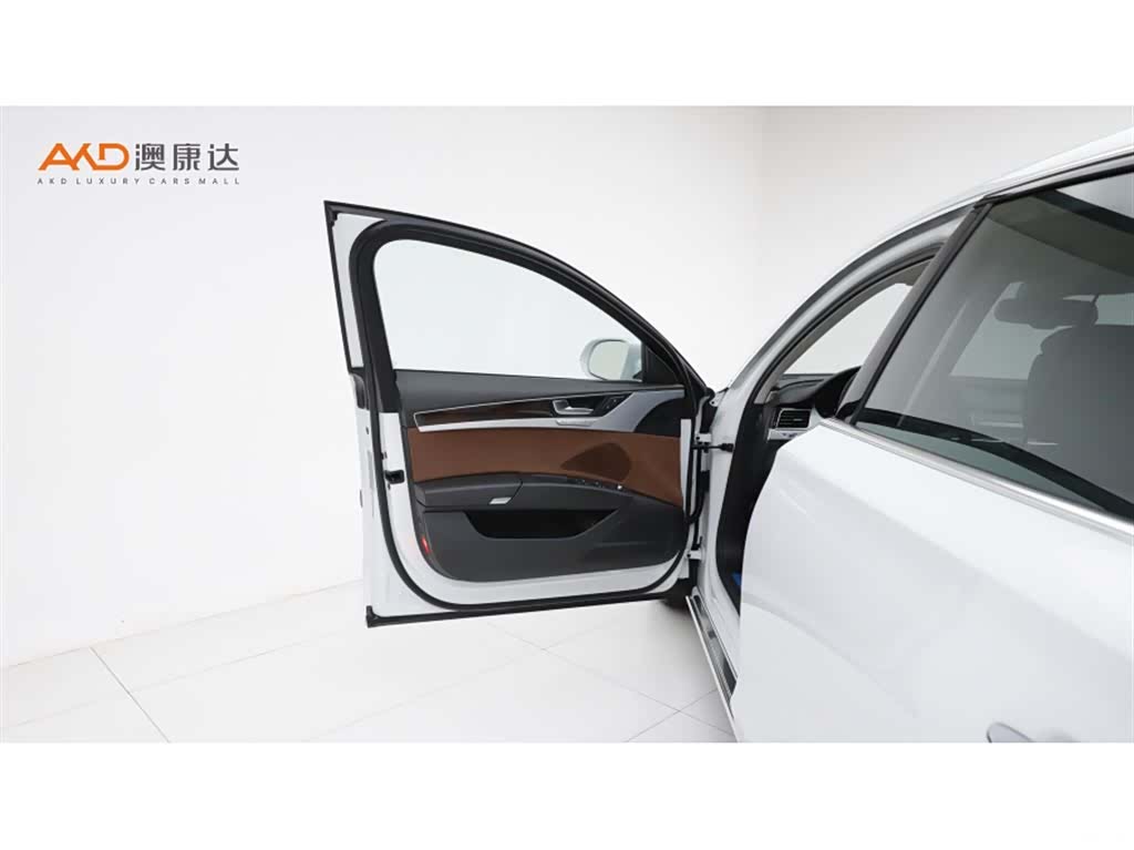 Audi A8L, 2015 10