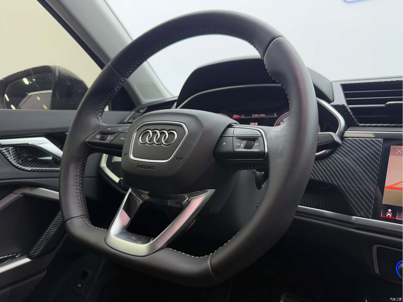 Audi Q3, 2022 16