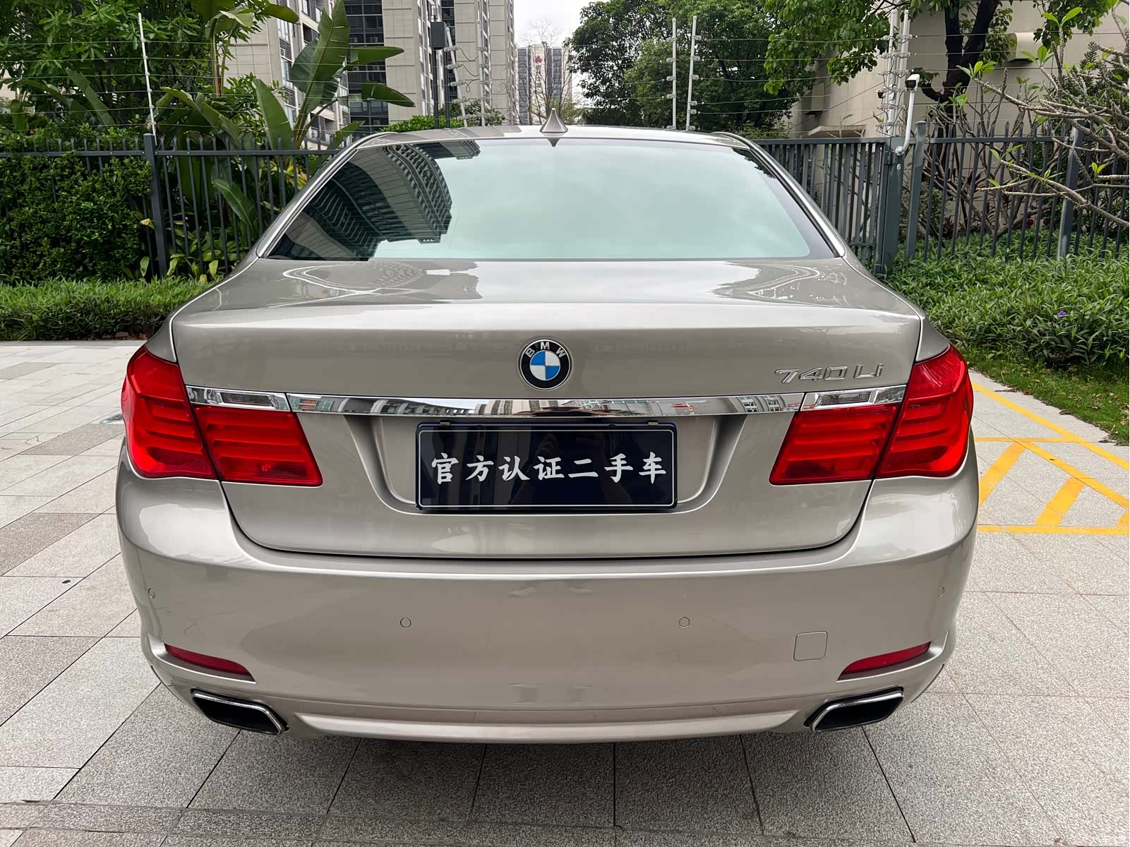 BMW 7 Series, 2011 все фото