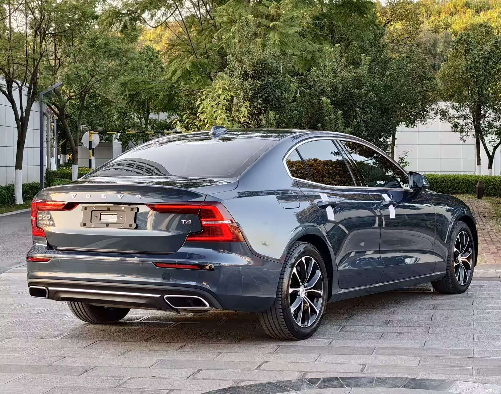Volvo S60, 2021 все фото