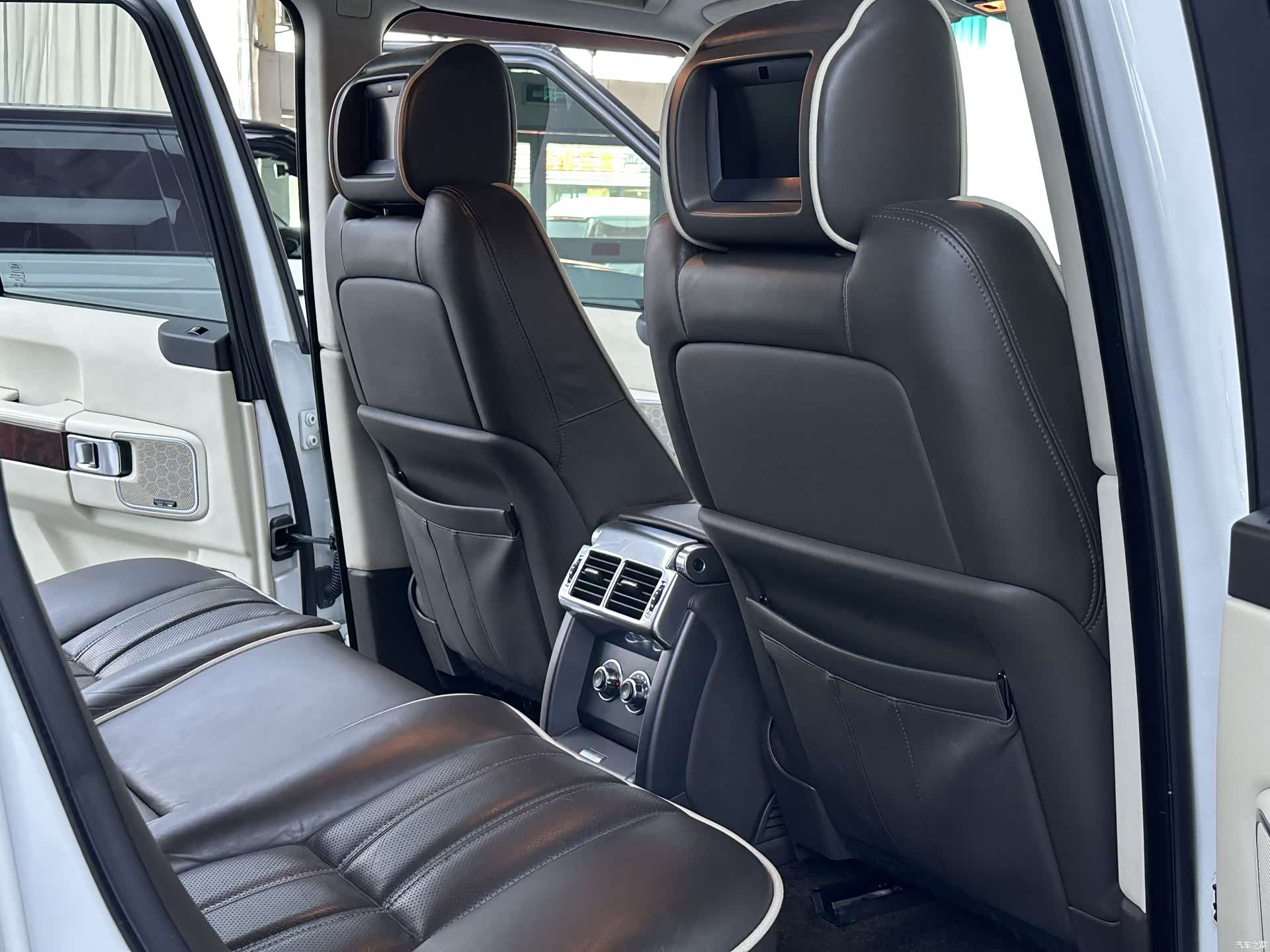 Land Rover Range Rover, 2012 9