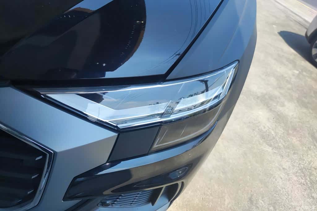 Audi Q8, 2021 все фото