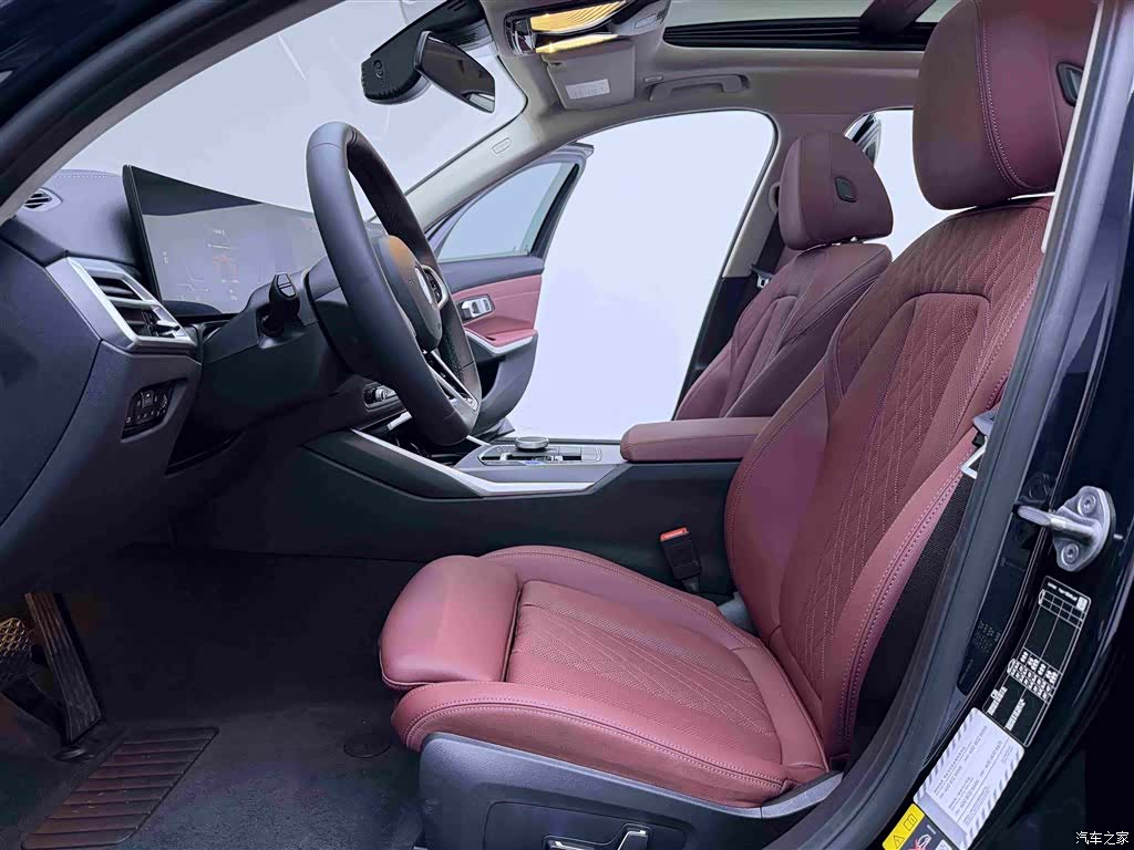 BMW i3, 2025 11