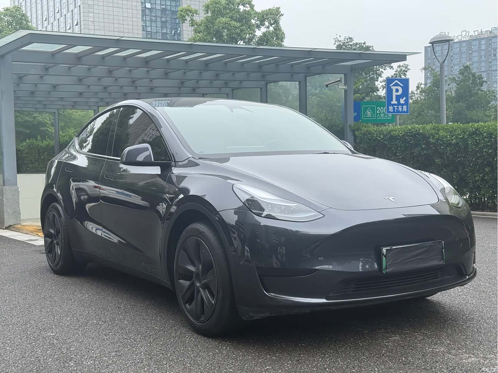 Tesla Model Y, 2024 3