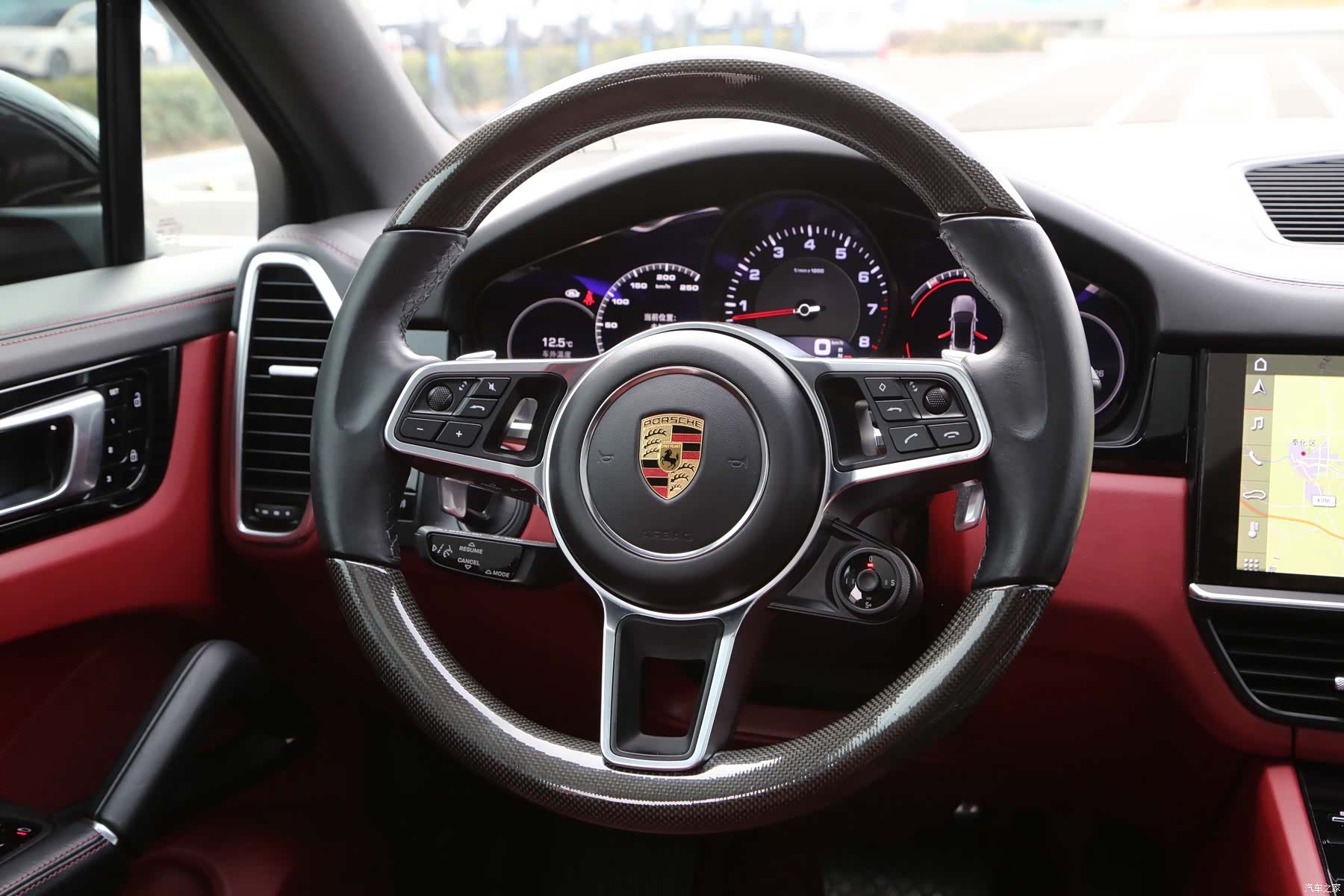 Porsche Cayenne, 2020 все фото