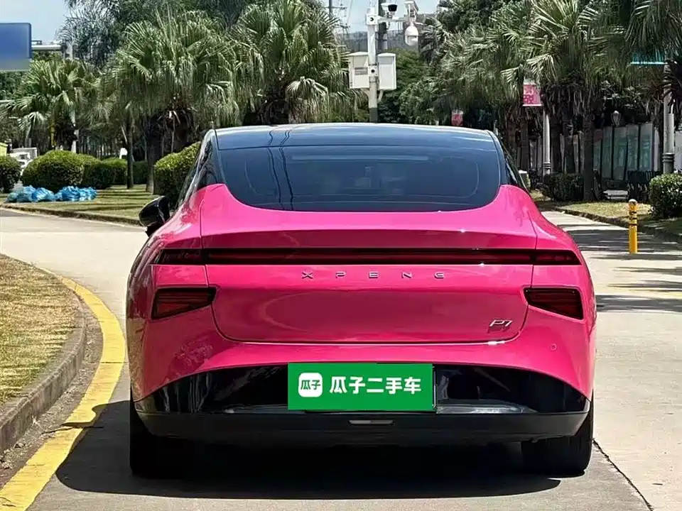 XPENG P7