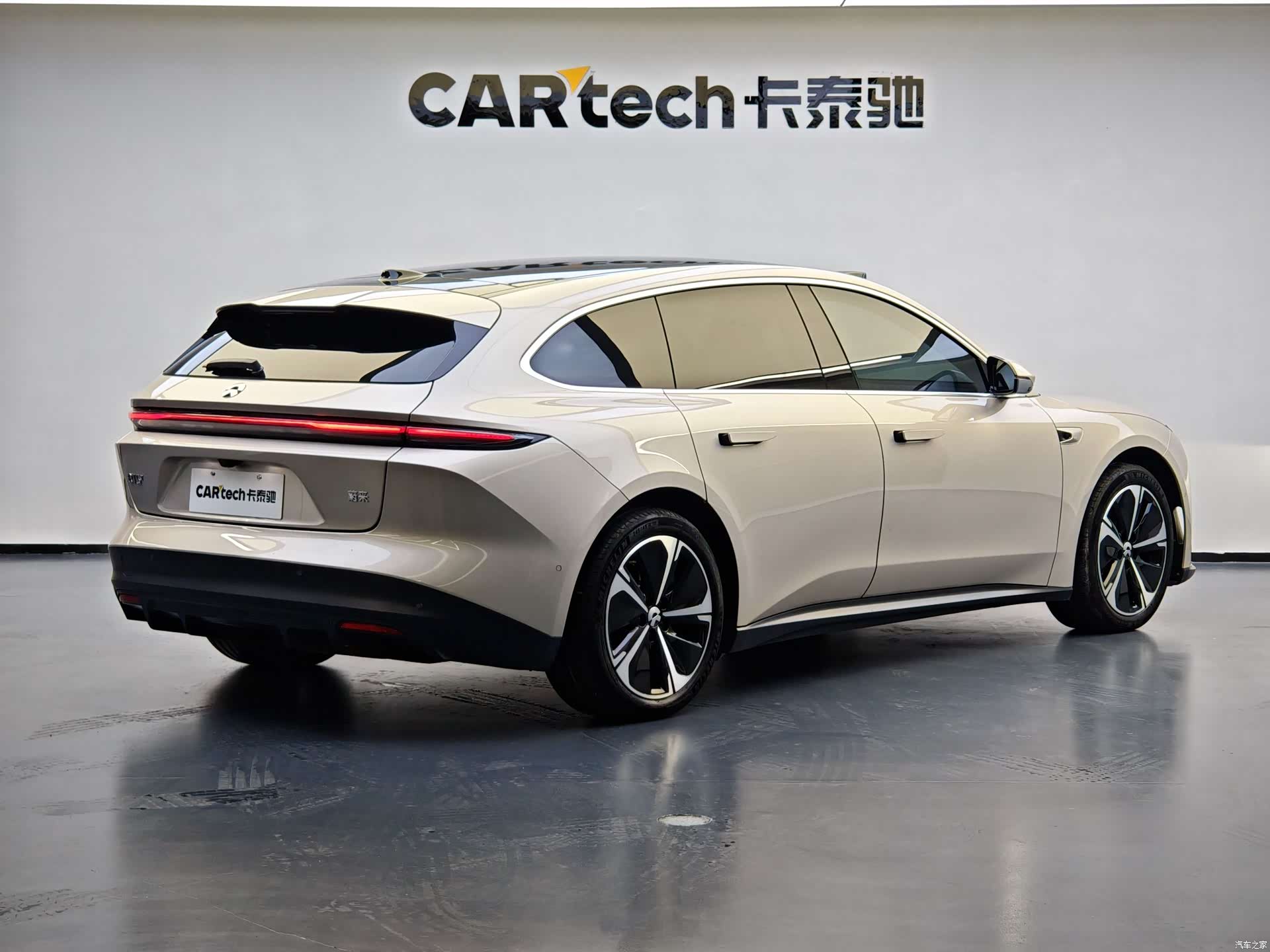 NIO ET5, 2025 4