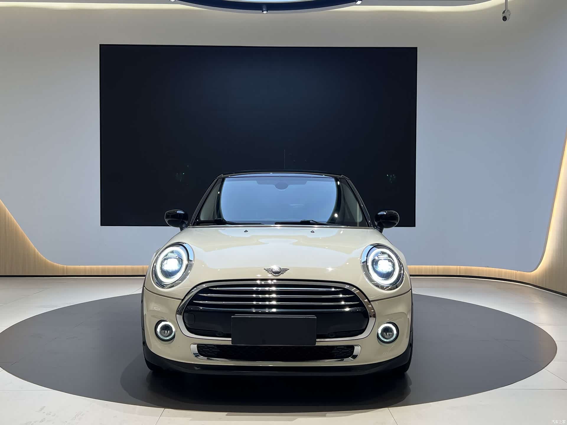 Mini Cooper, 2020 3