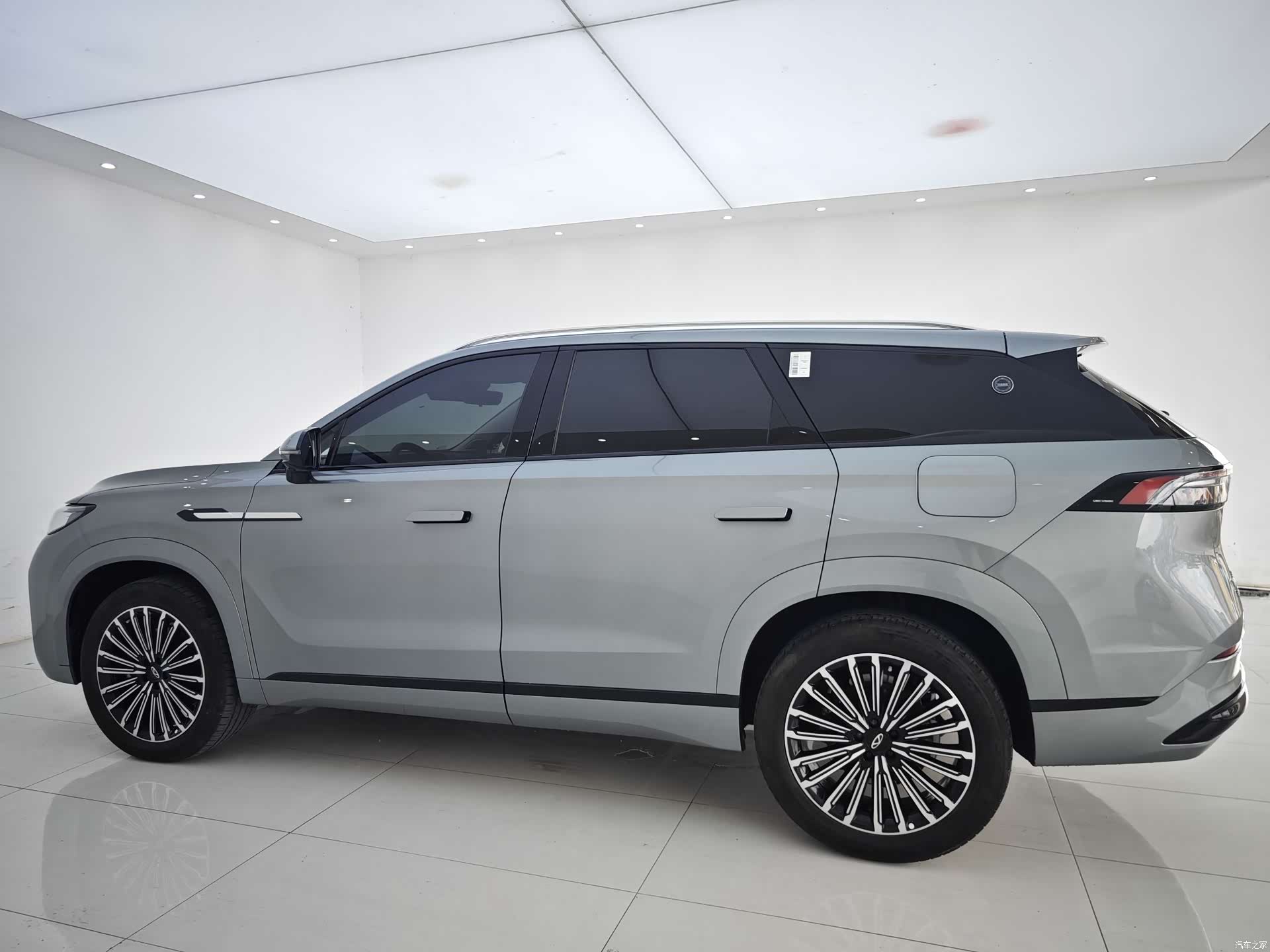 Chery Tiggo 9, 2024 27