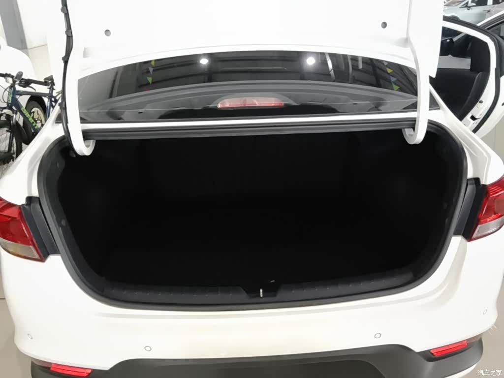 Kia K2, 2017 19
