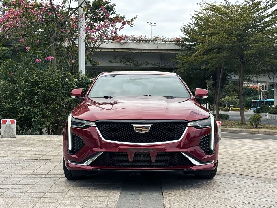 Cadillac CT4