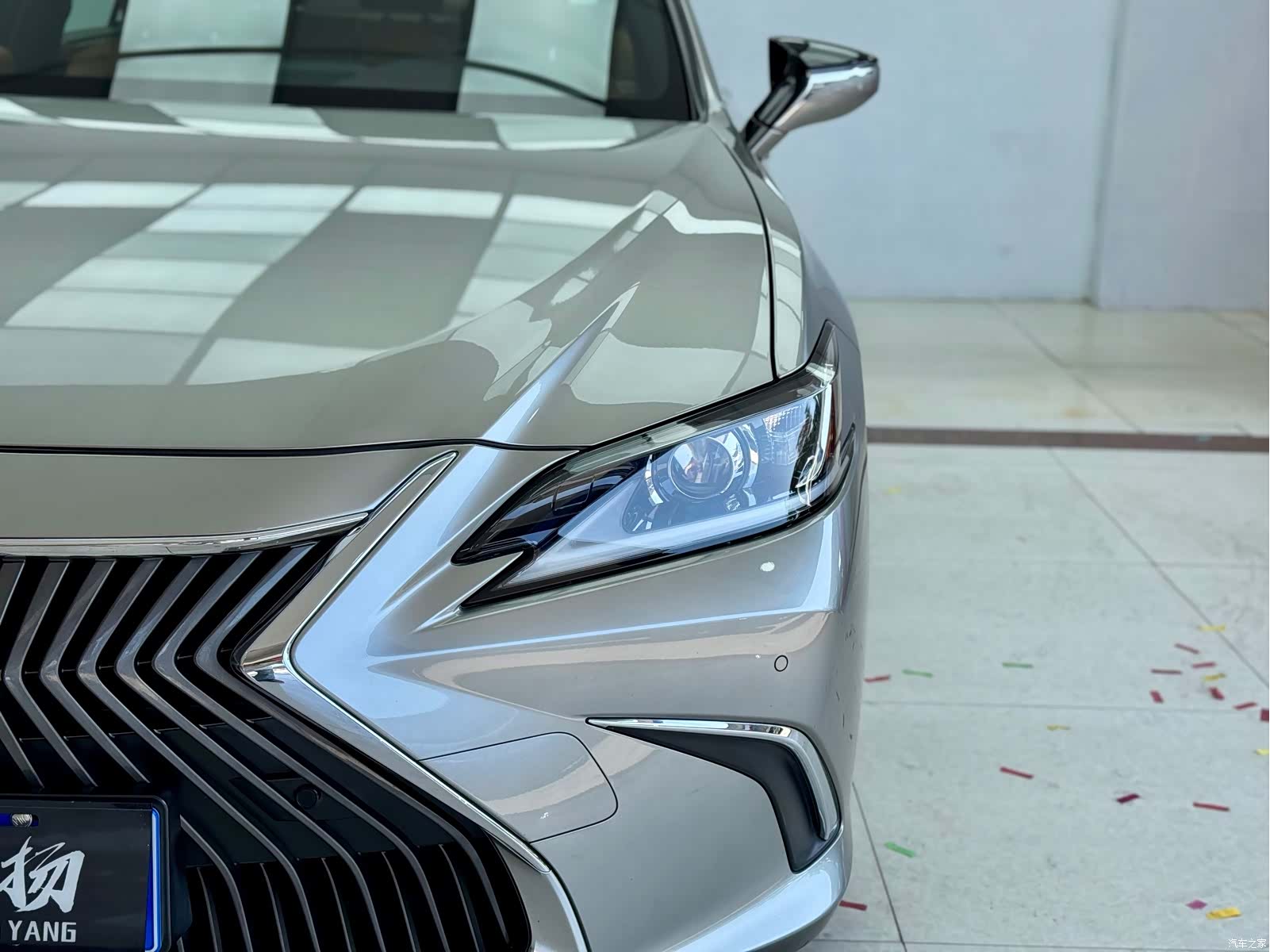 Lexus ES, 2021 4