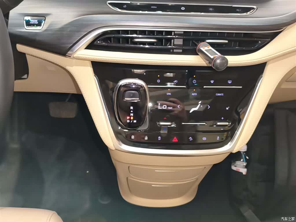 Buick GL8, 2022 14