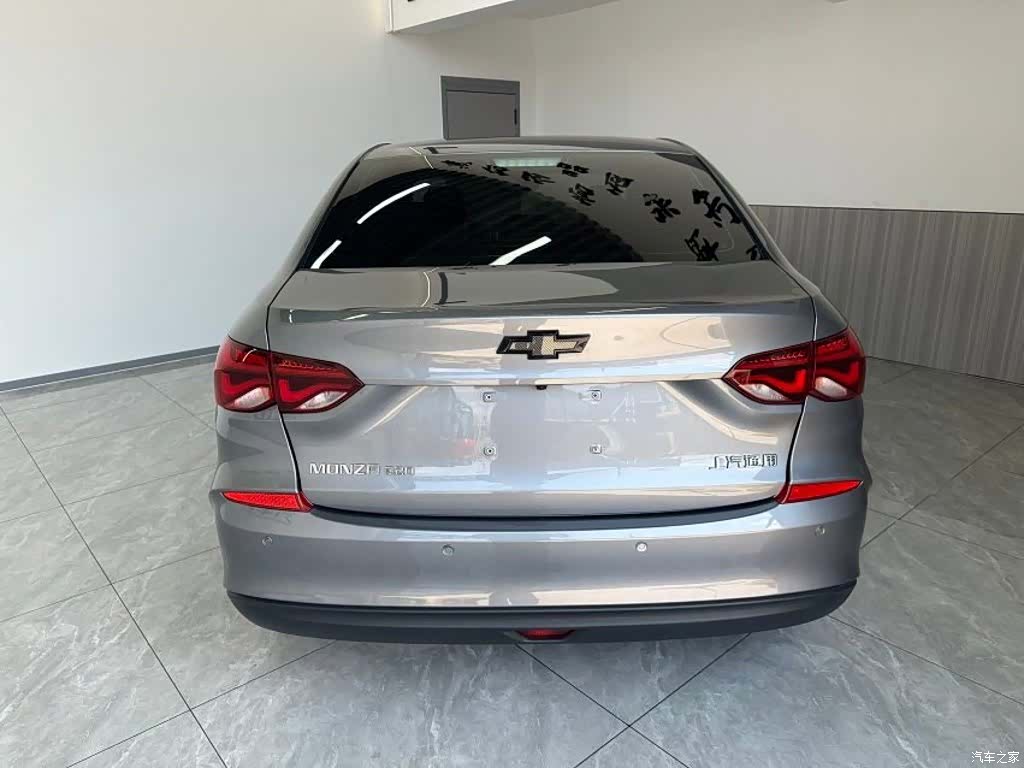 Chevrolet 320, 2022 все фото
