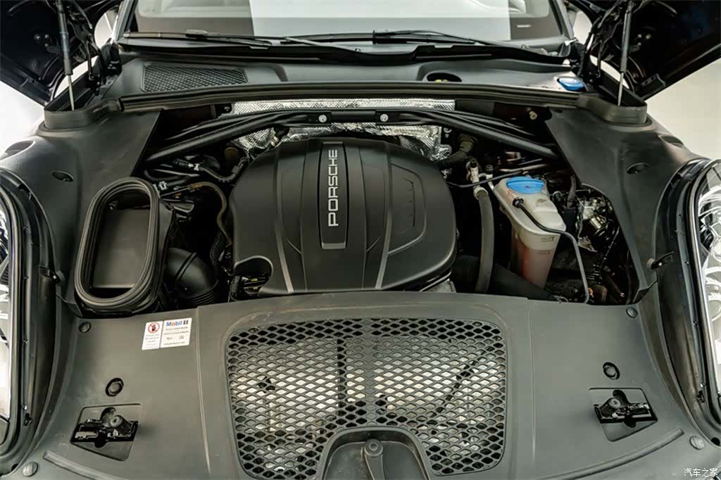 Porsche Macan, 2017 24