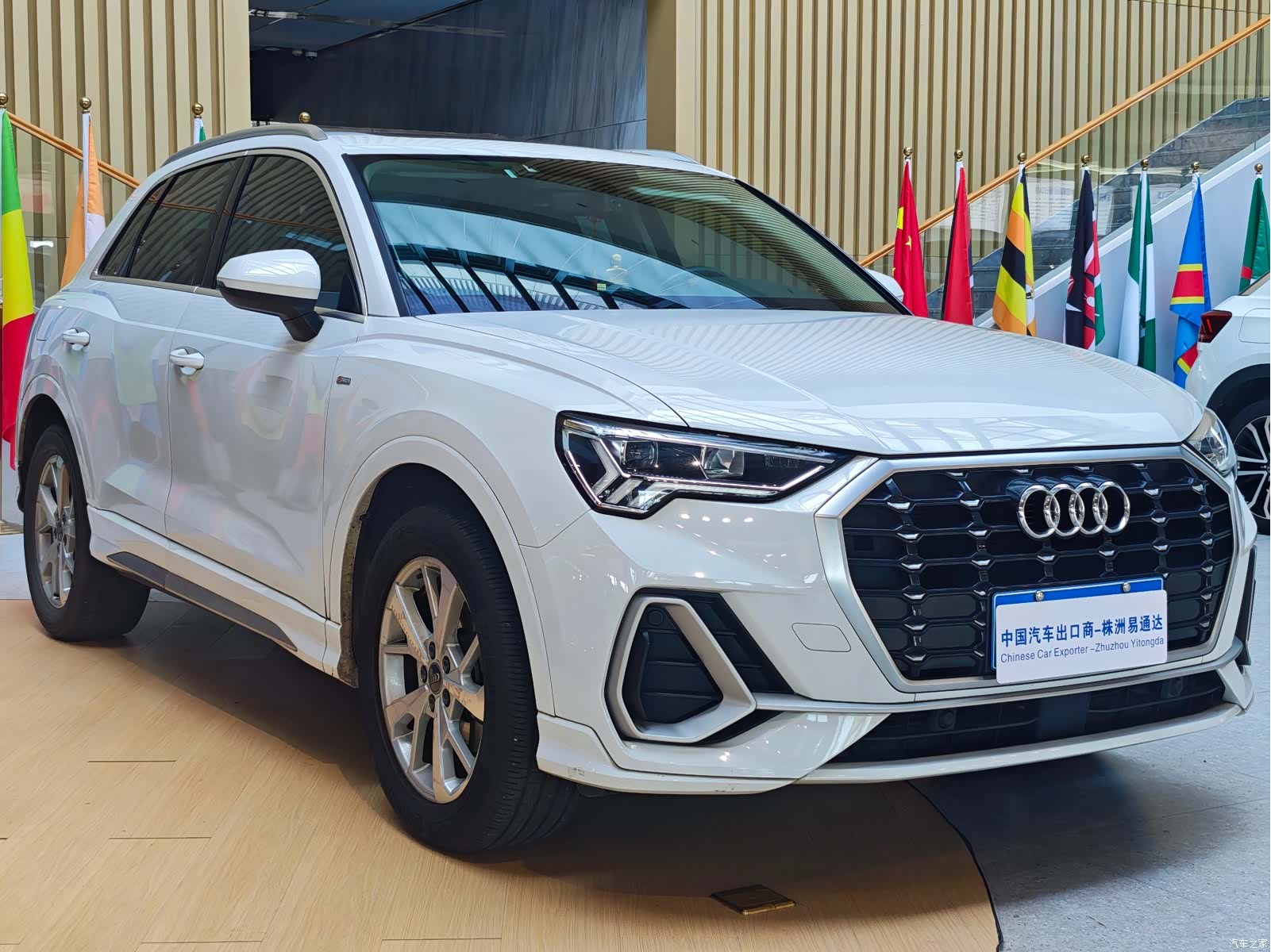 Audi Q3, 2019 3