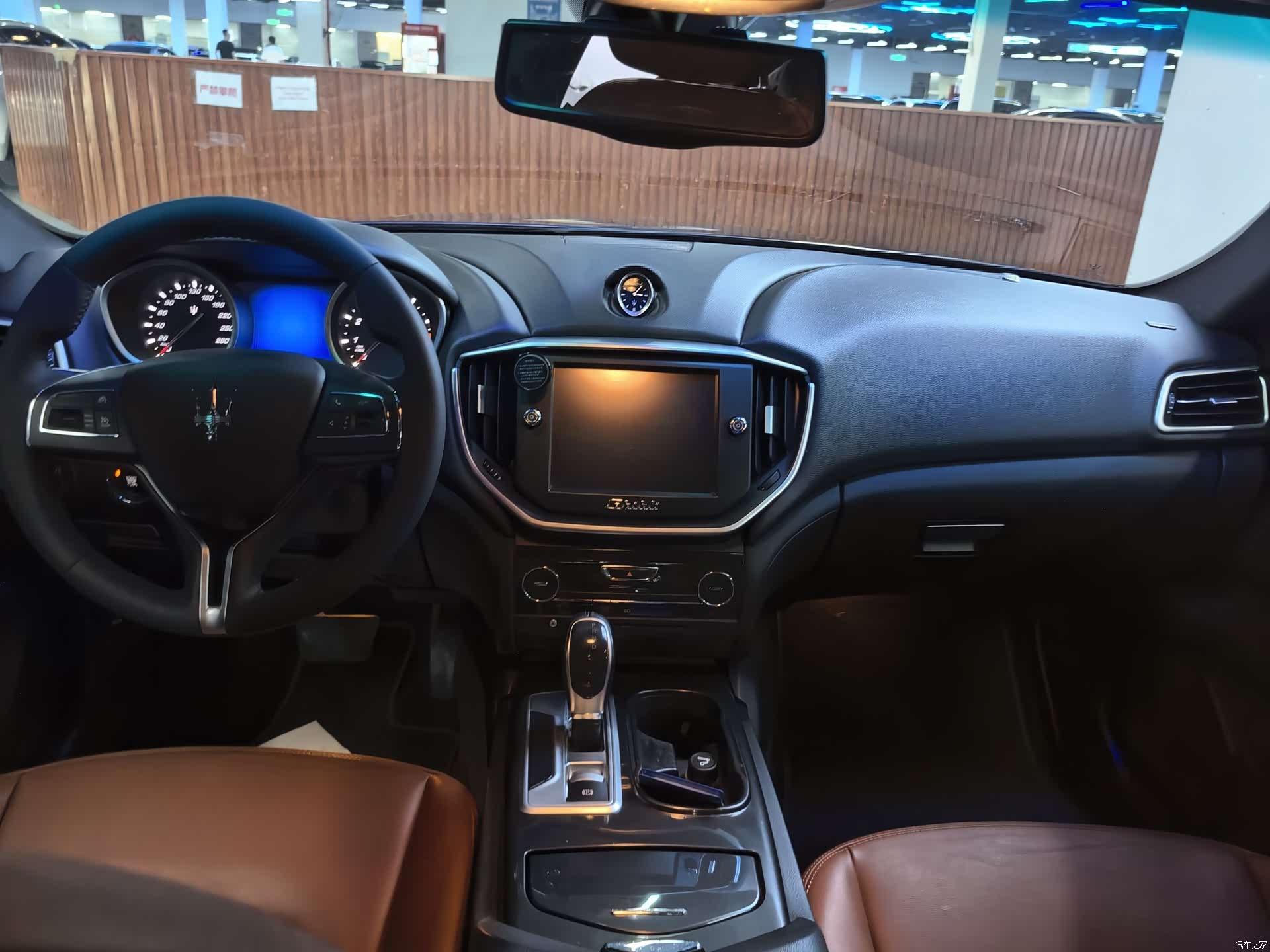 Maserati Ghibli, 2016 8