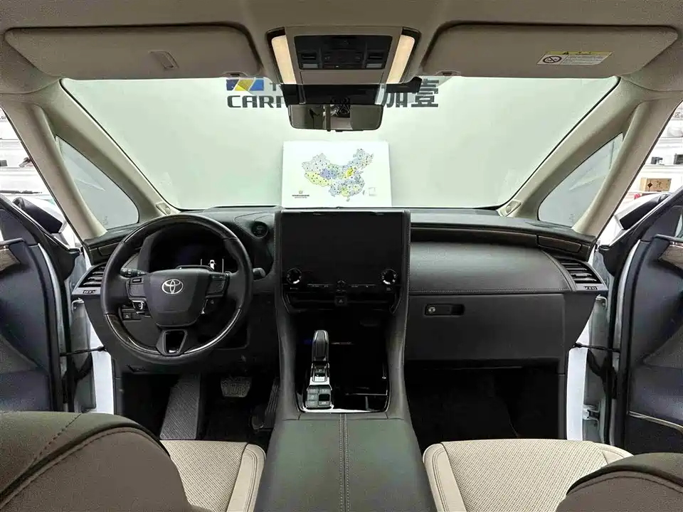 Toyota Elfa