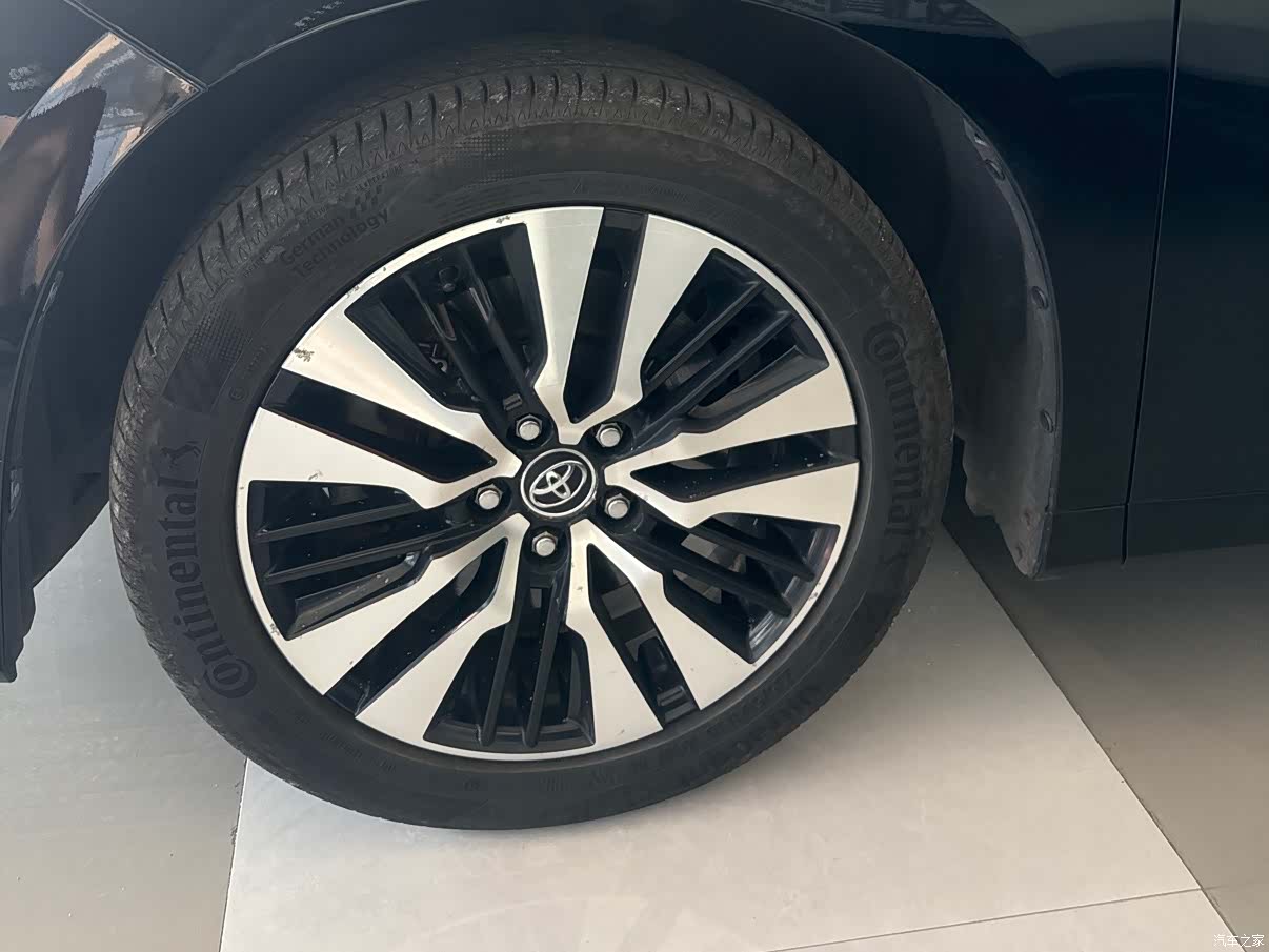 Toyota Alphard, 2018 4