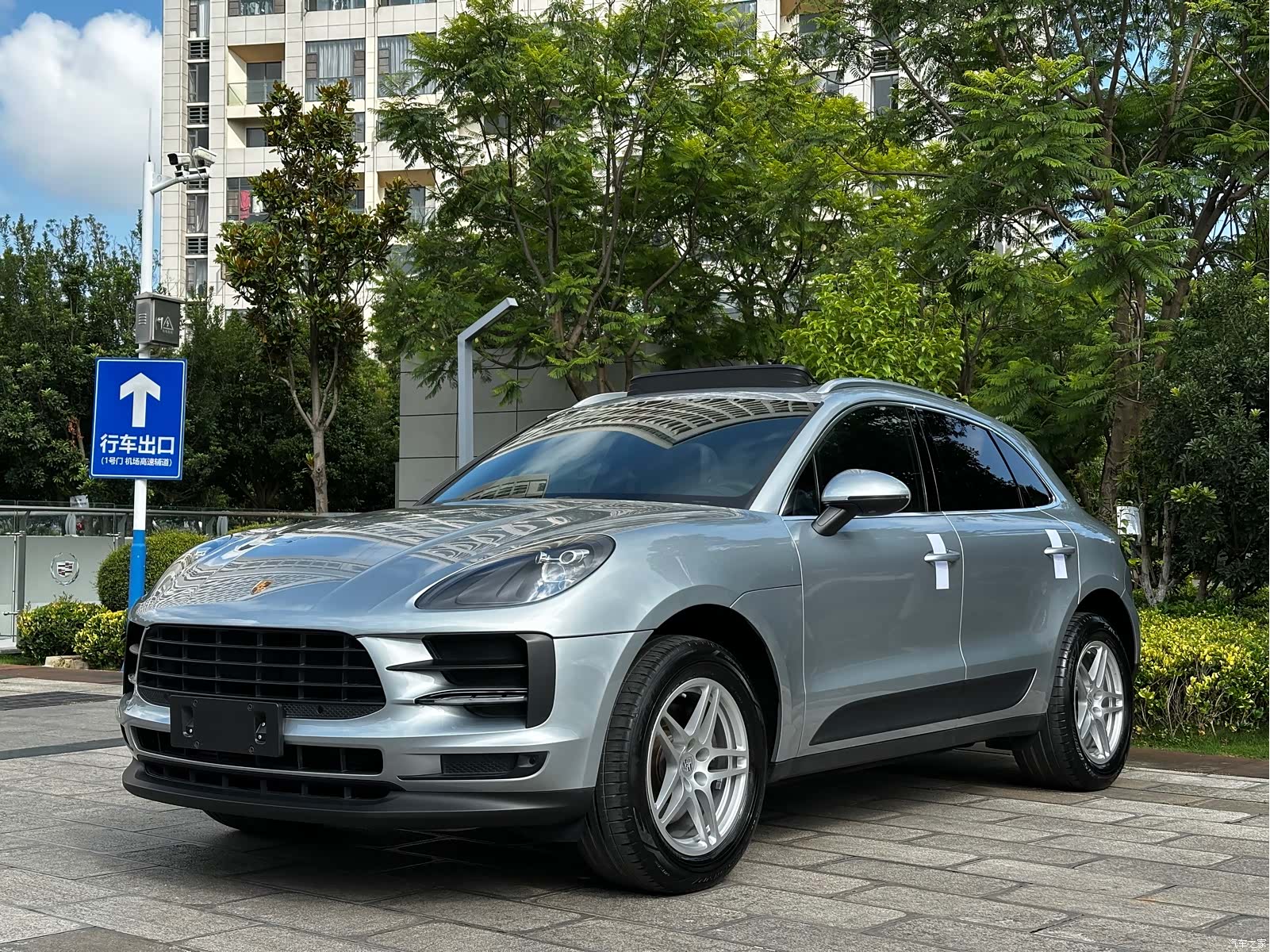 Porsche Macan, 2020 1