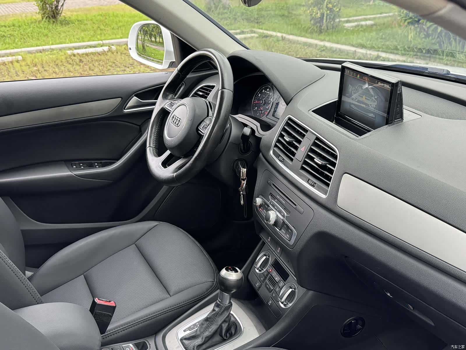 Audi Q3, 2015 14