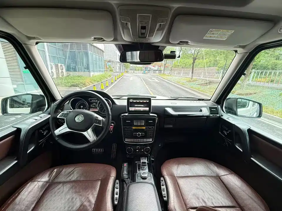 Mercedes-Benz G-class