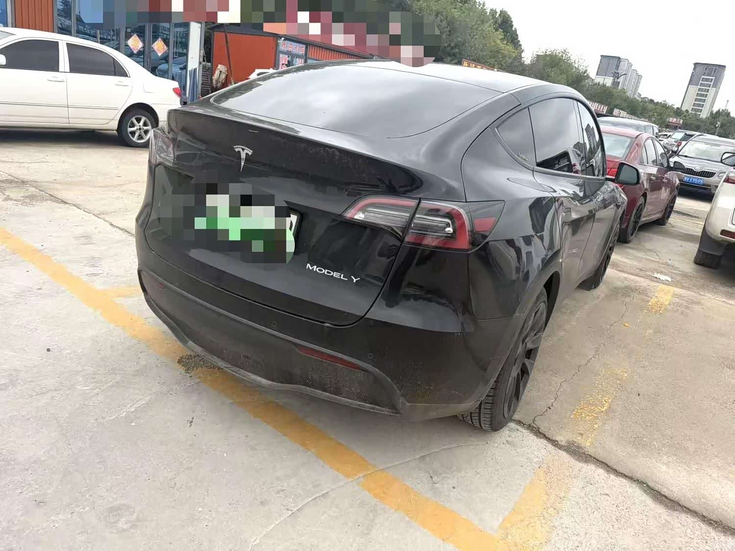 Tesla Model Y, 2022 все фото