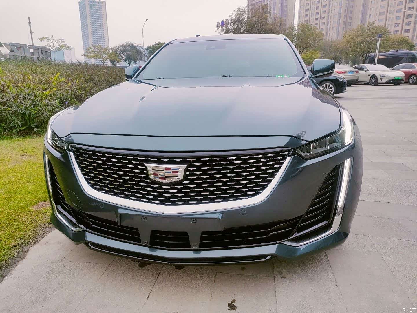 Cadillac CT5, 2022 2
