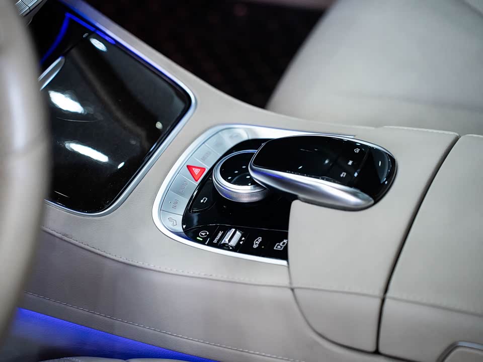 Mercedes-Benz S-class Mercedes-Benz S-class