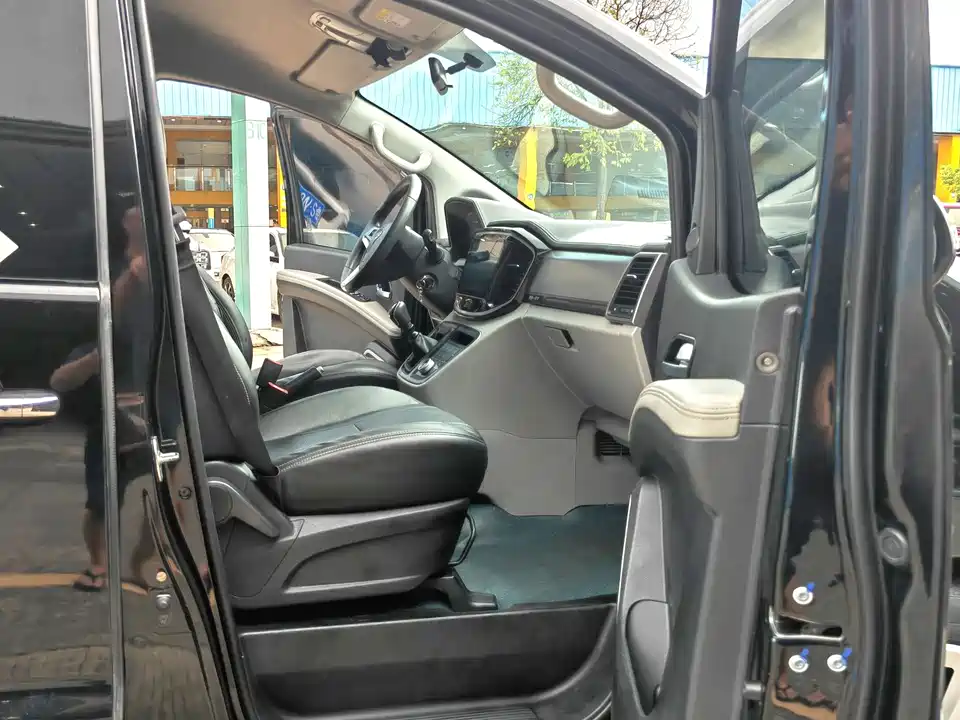 JAC Refine Ruifeng M4