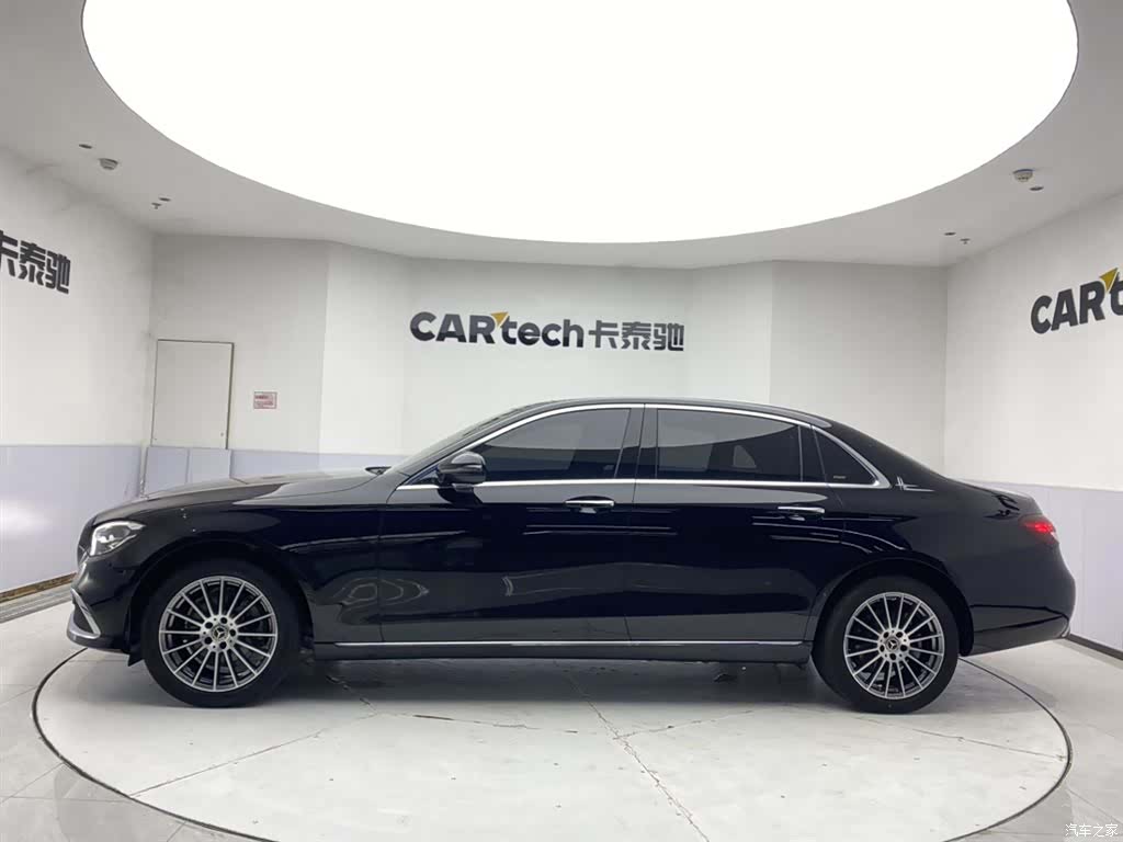 Mercedes-Benz E-Class, 2023 8