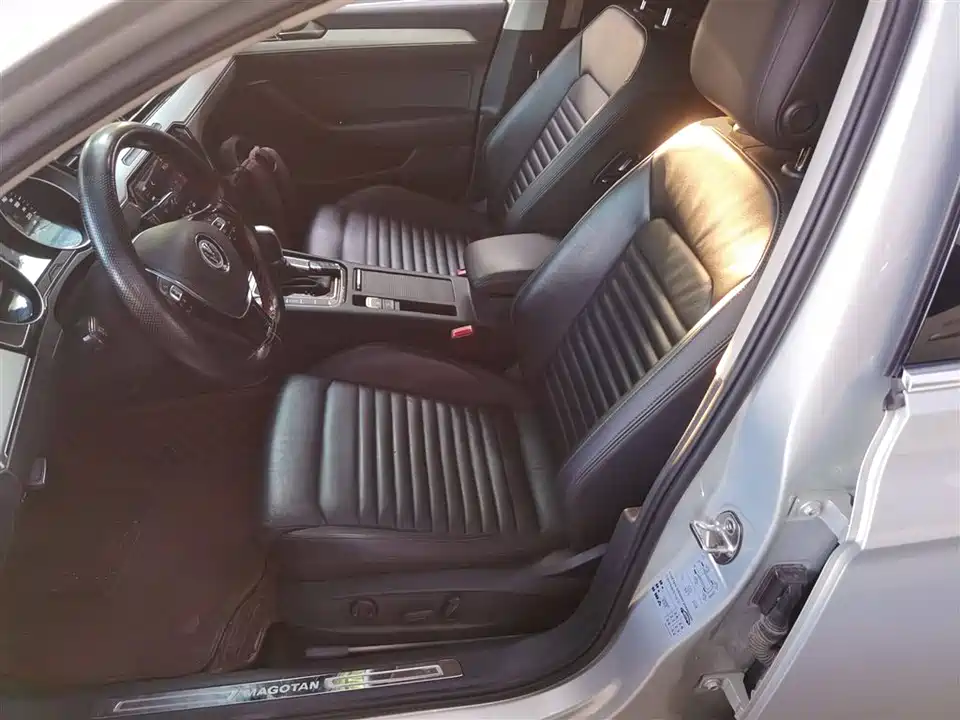 Volkswagen Magotan