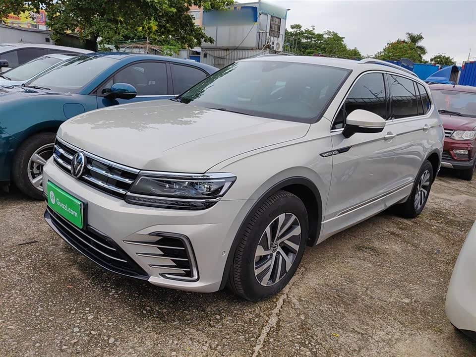 Volkswagen Tiguan L