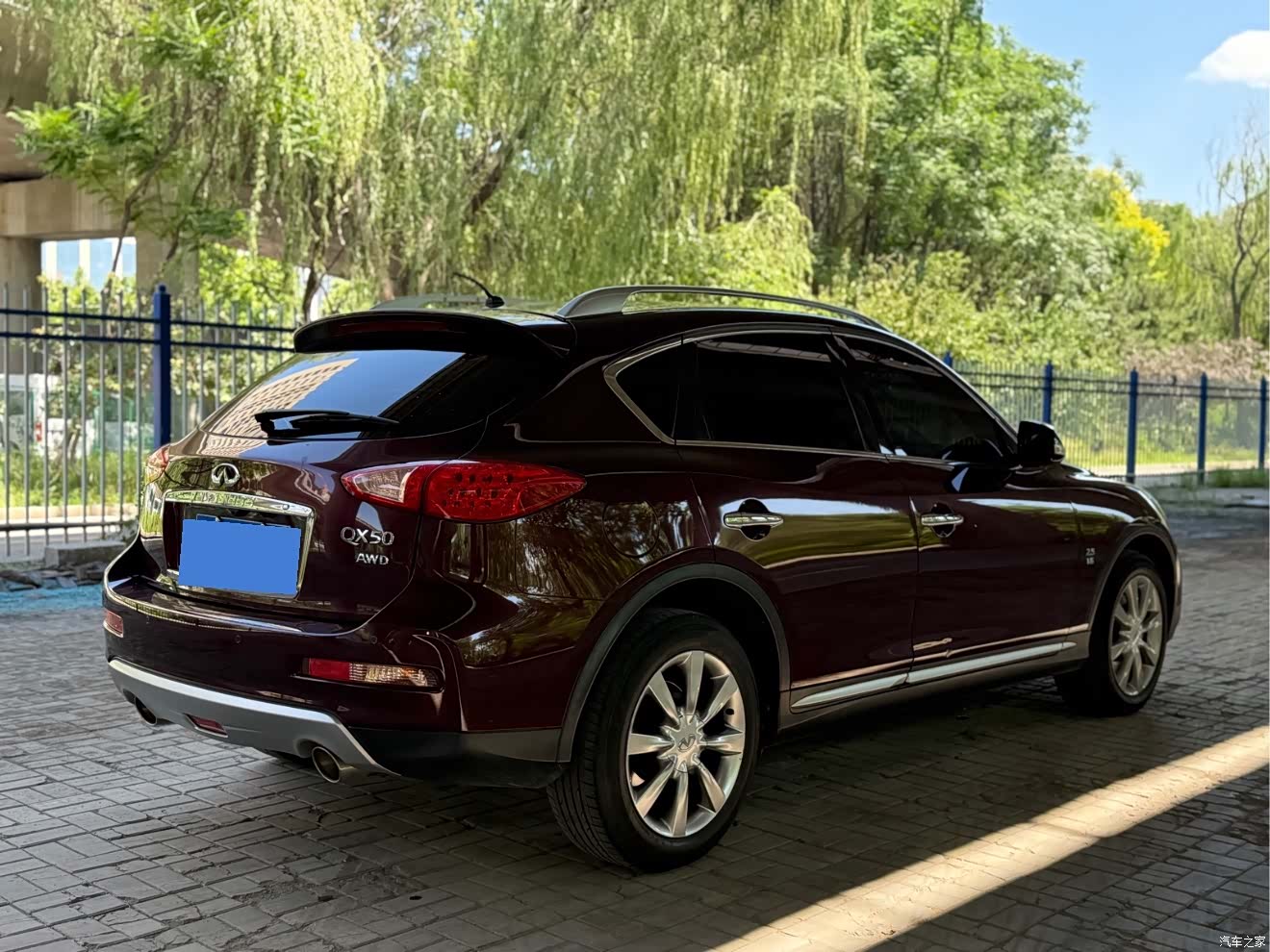 Infiniti QX50, 2017 11