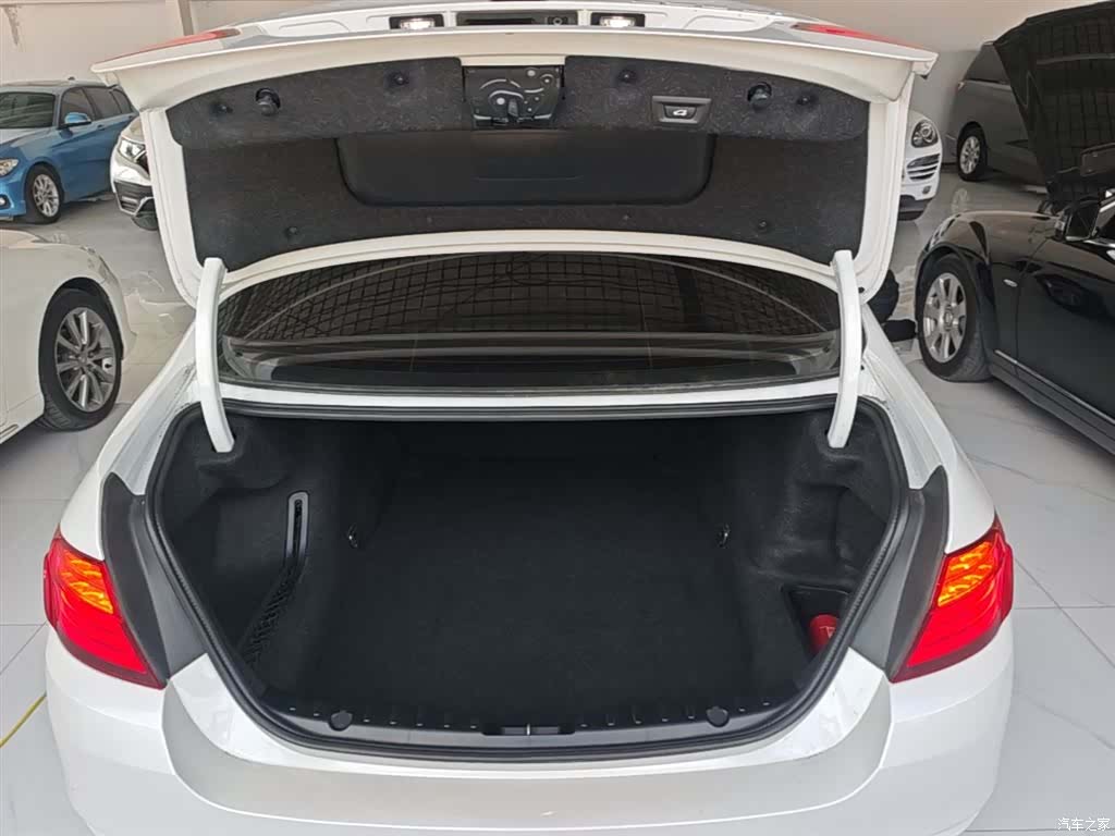 BMW 5 Series, 2017 19