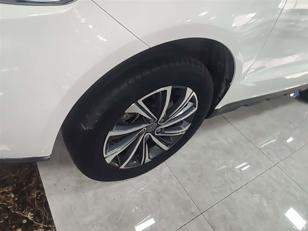 Geely X6, 2020 25