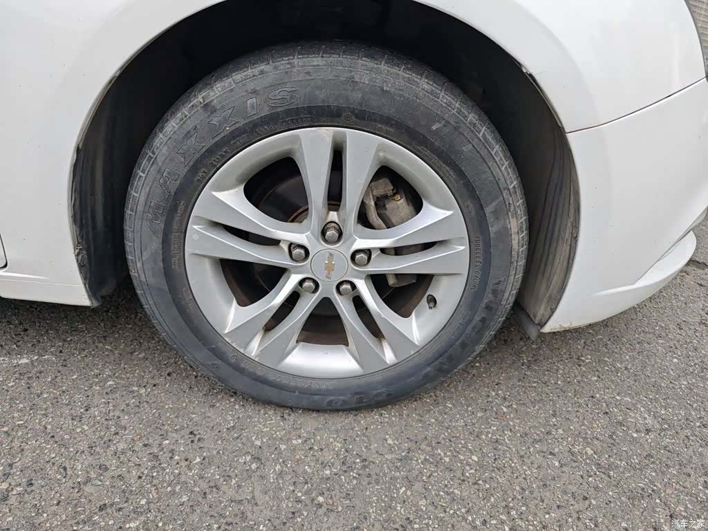 Chevrolet SE, 2015 8