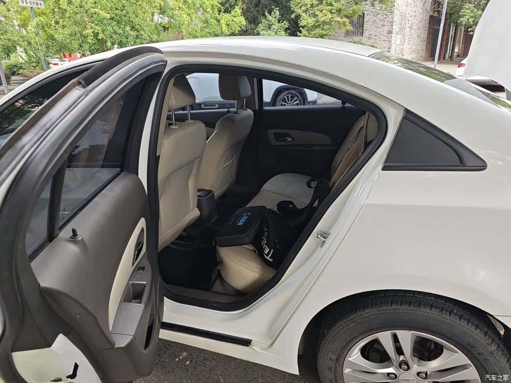 Chevrolet SE, 2015 18